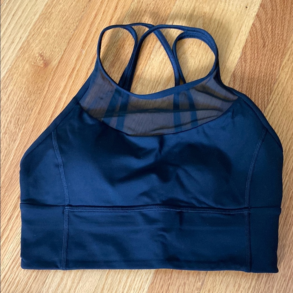 Women’s black lululemon mesh bra